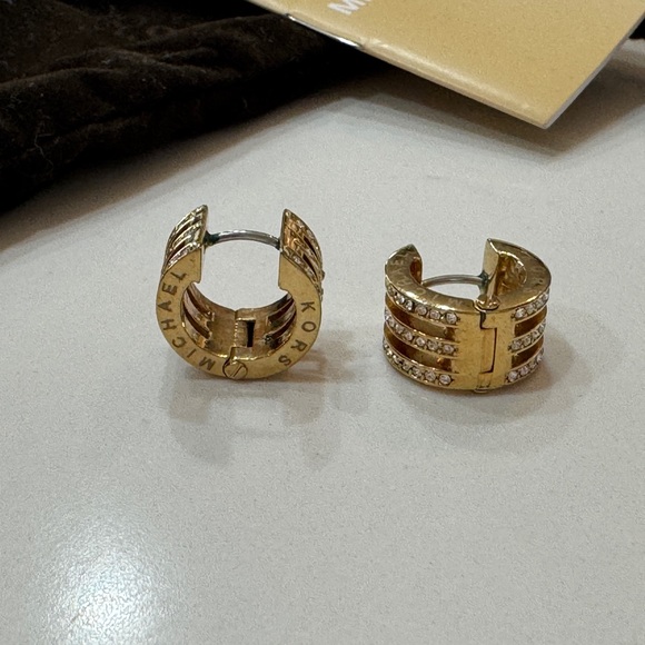 Michael Kors Pave Bar Huggies - yellow gold - Picture 2 of 8